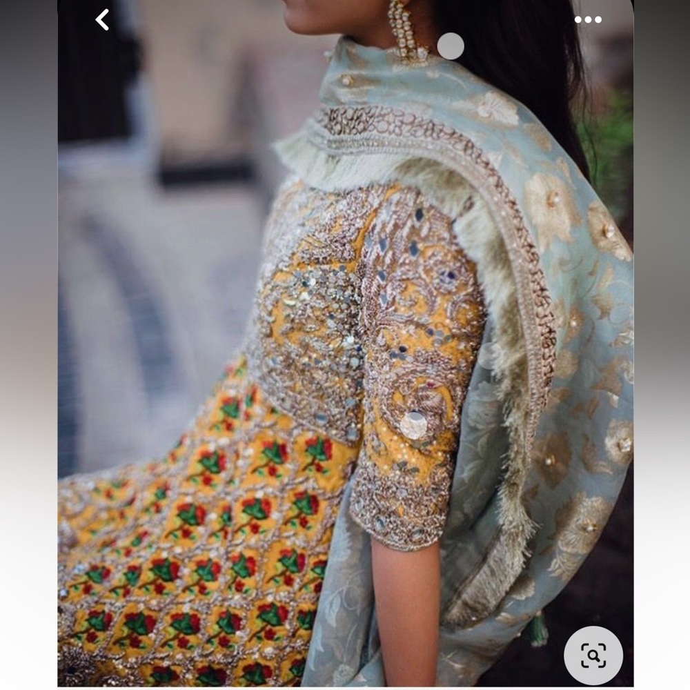 Suffuse By Sana Yasir Duplicate Mehndi Dress - image 3